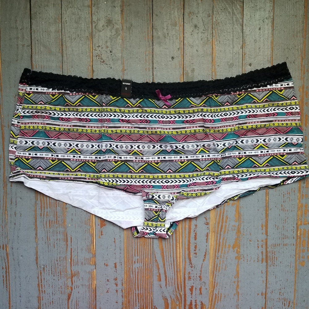 Torrid 5 Boyshort Graphic Lace Waist Underwear